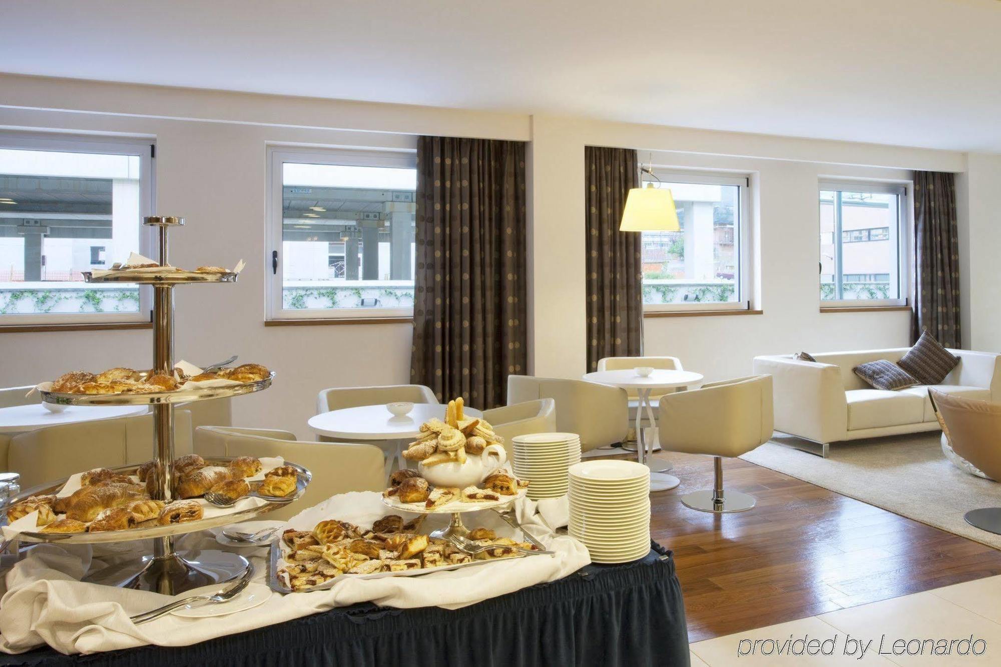 Holiday Inn Salerno-Cava De' Tirreni By Ihg Ресторант снимка